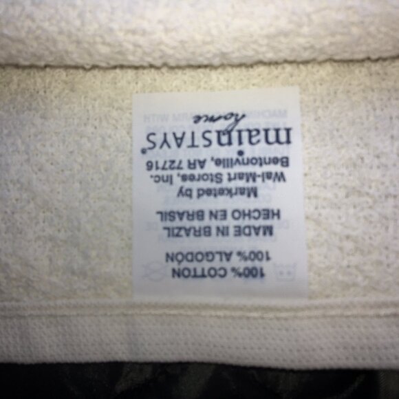 Hand Towel with Machine Quilted Design - Picture 10 of 16